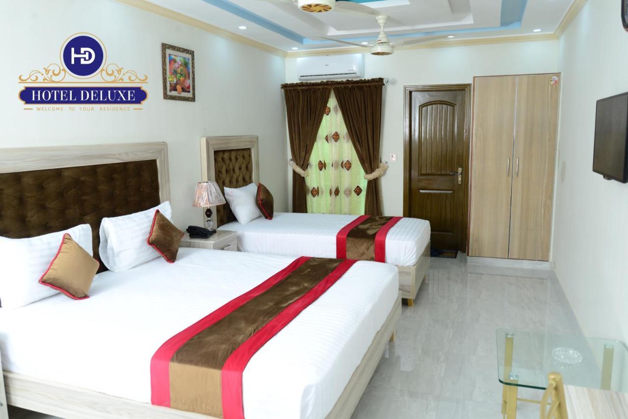 Hotel Deluxe Лахор Экстерьер фото